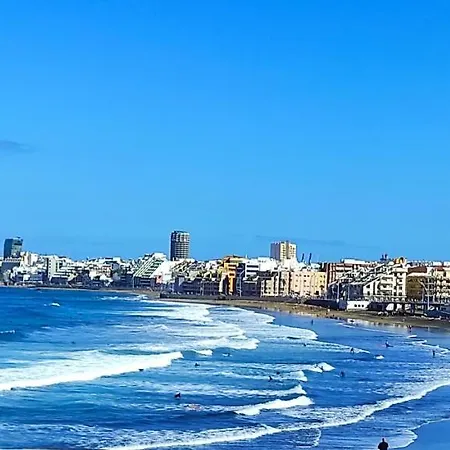 Little Surf House Hostal *